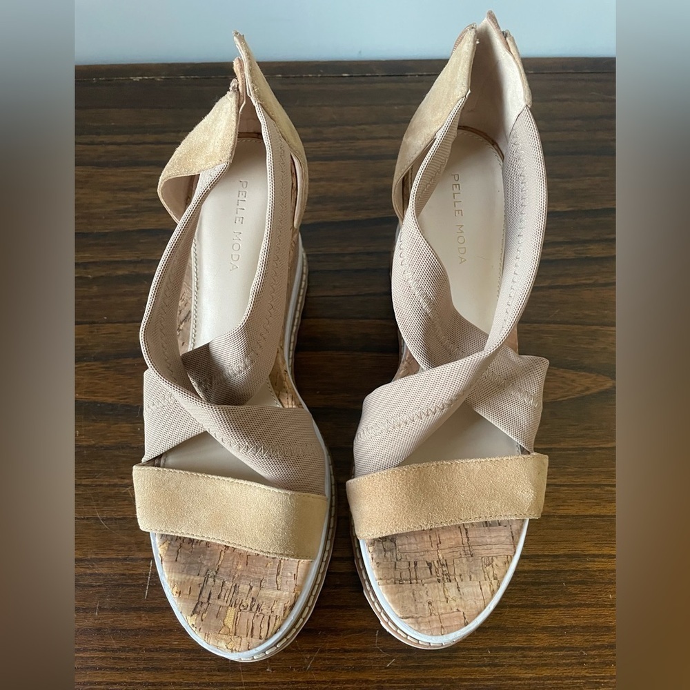 Pelle Moda, women’s 9.5, strappy tan cork and stretchy nylon wedge sandal - Picture 4 of 10